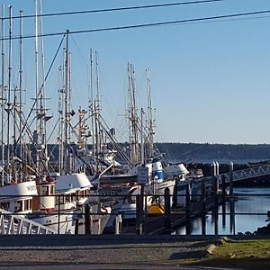 Harborside Inn
