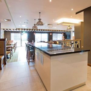 Premier Inn Honiton